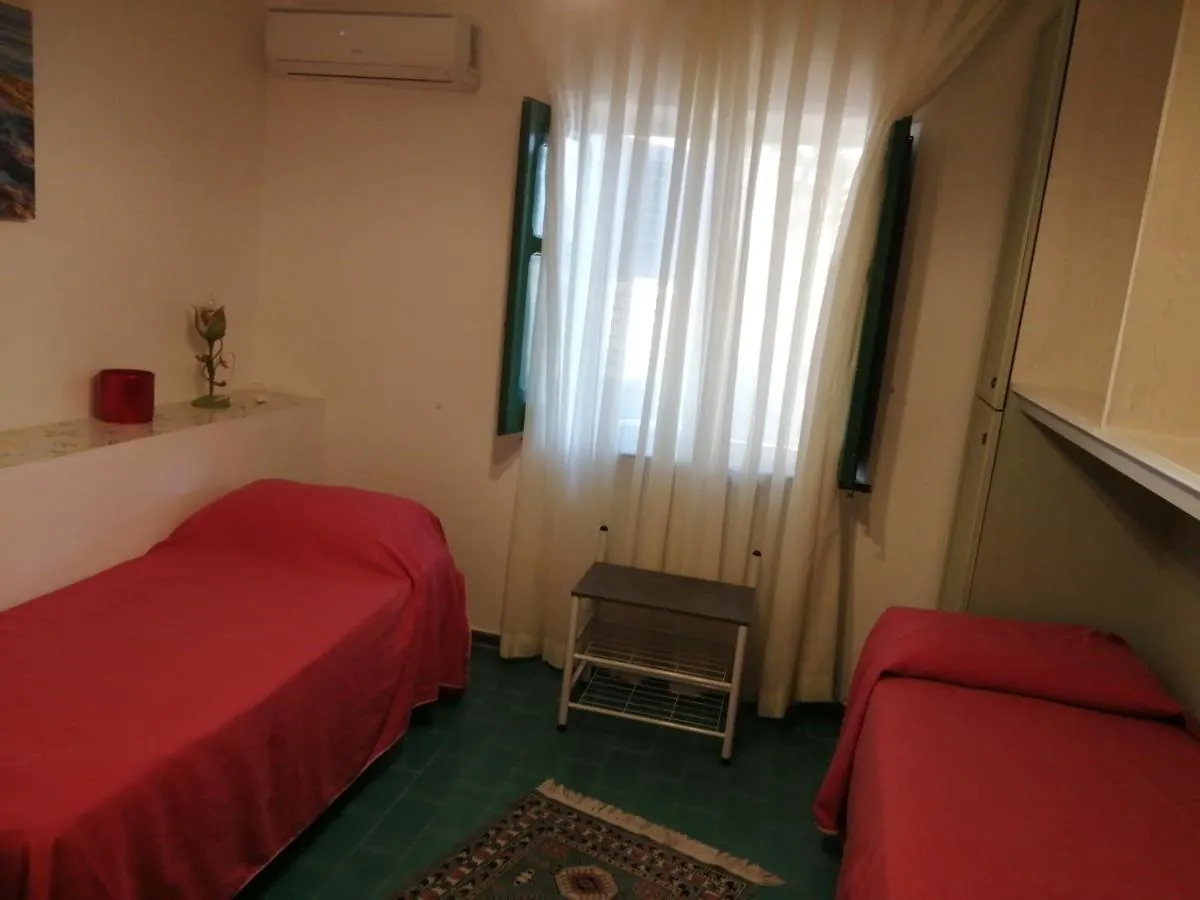 Villa Buonasera Santa Flavia 0*,  Italia